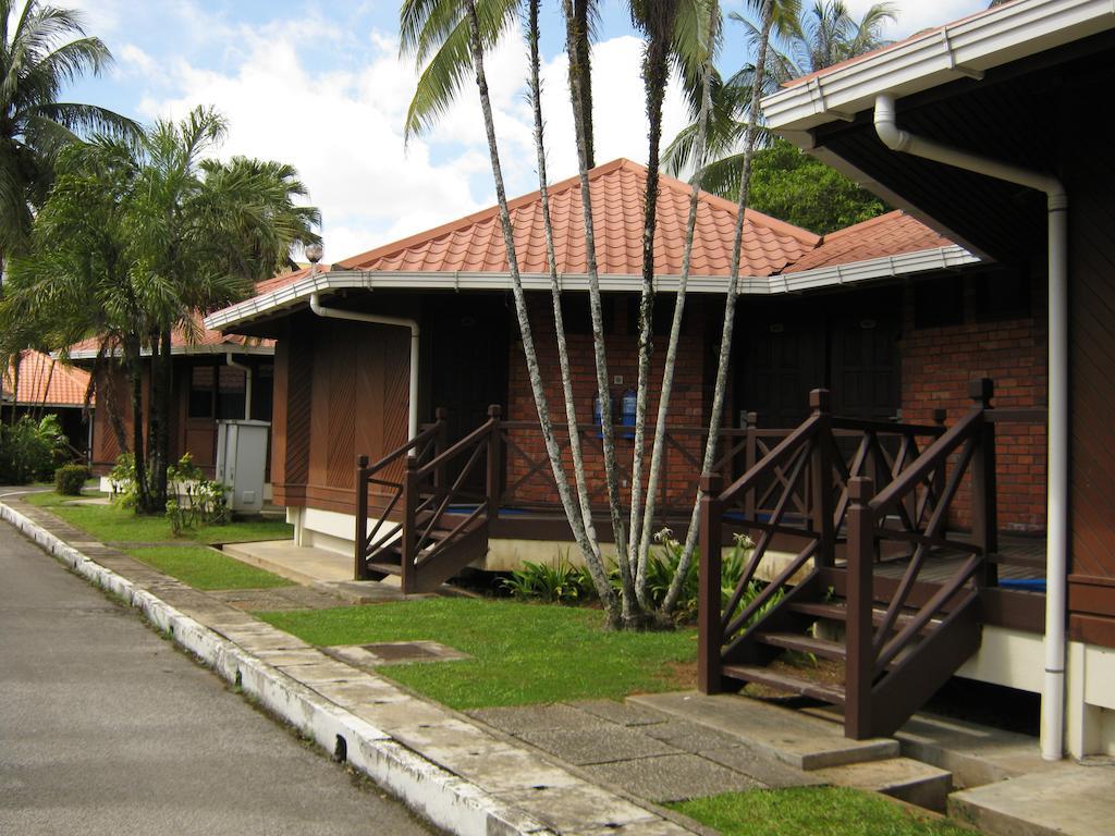 Grand Dormani Rajah Court Hotel Kuching Exterior foto